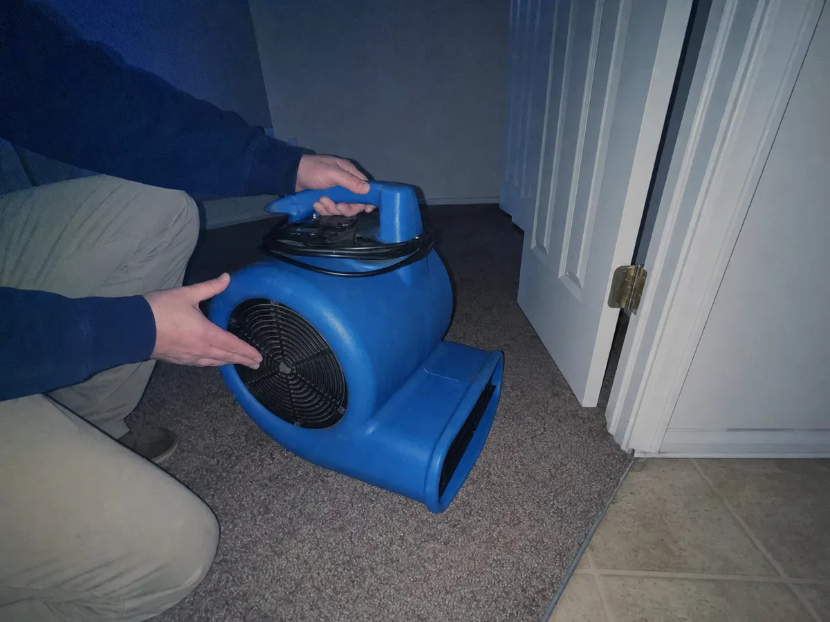 carpet cleaning technician on the job in Torrance, CA